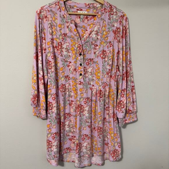 Wonderly Top Size 1X Purple Lilac Floral Boho Whimsical Prairie Flowy - Picture 2 of 15